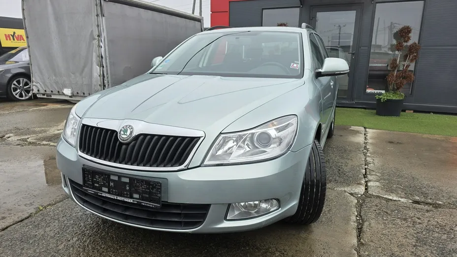 SKODA Octavia -