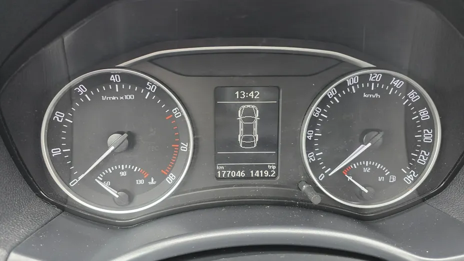 SKODA Octavia -
