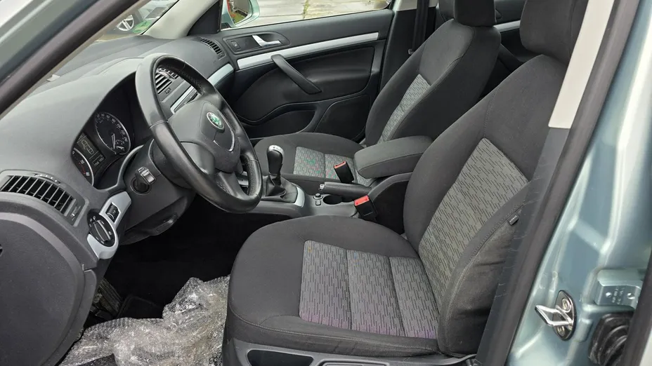 SKODA Octavia -