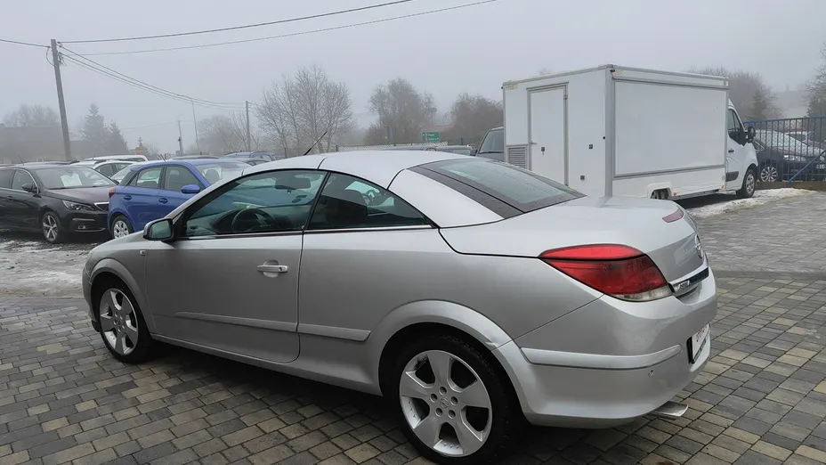 OPEL Astra -