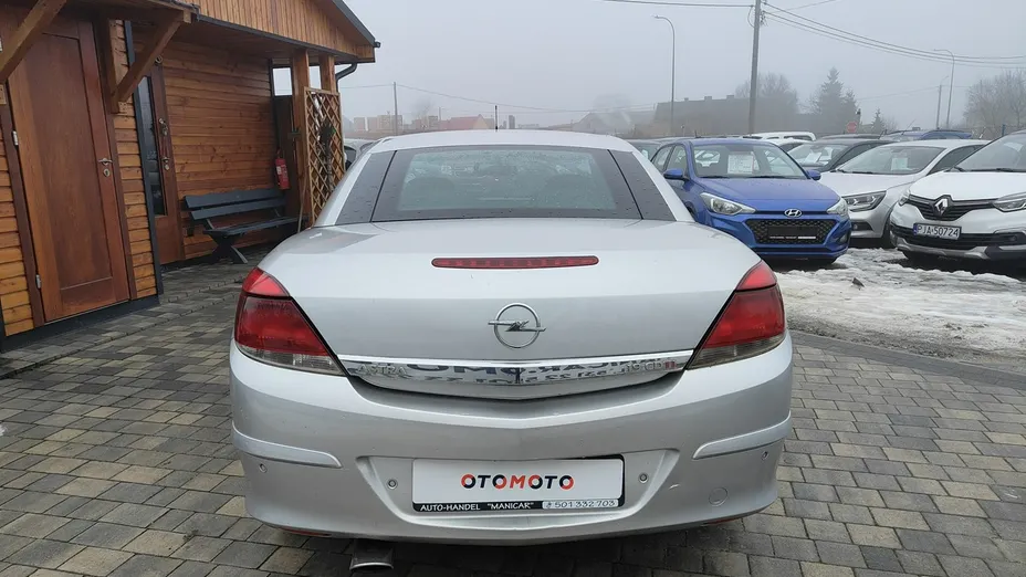 OPEL Astra -