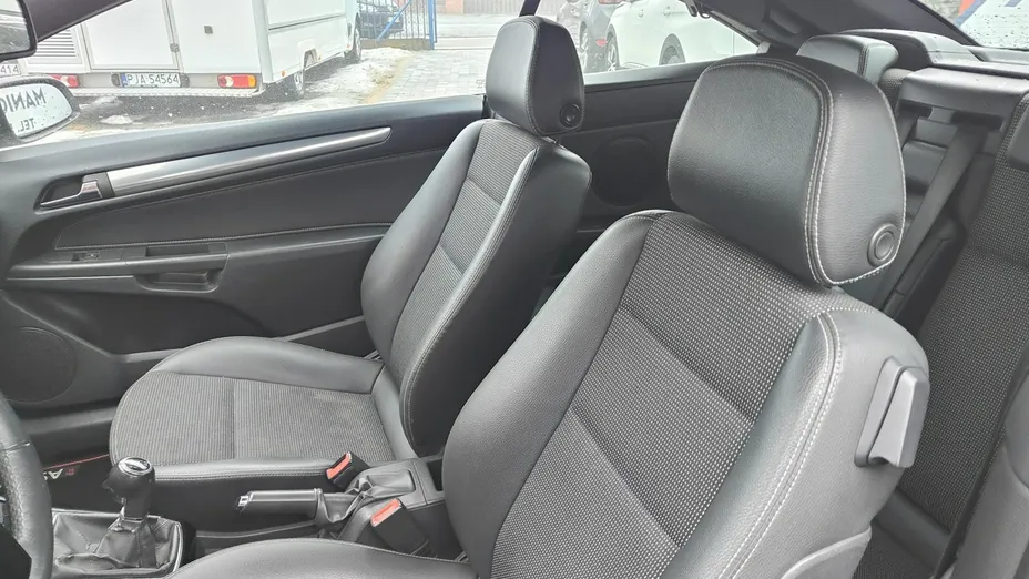 OPEL Astra -