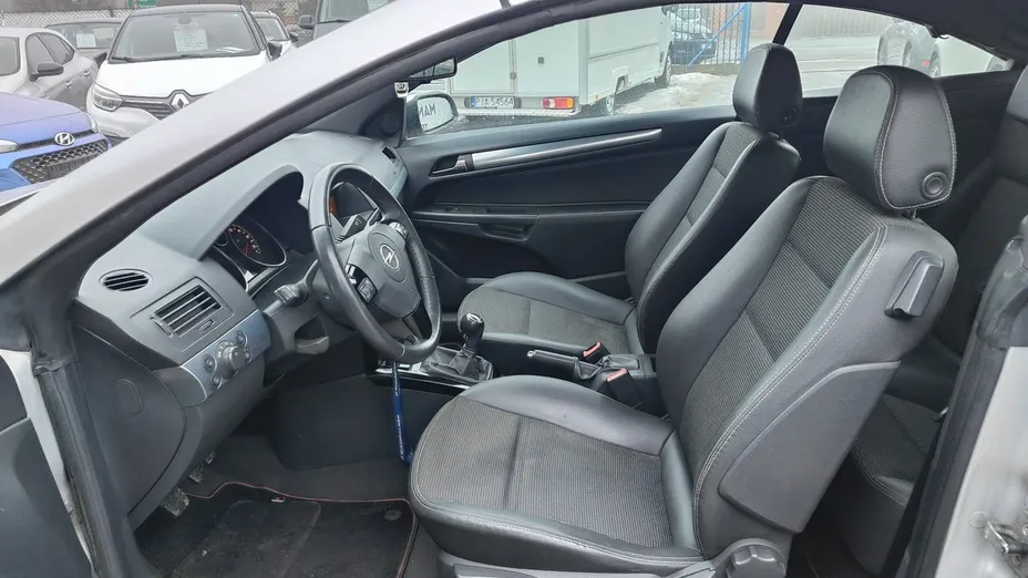OPEL Astra -