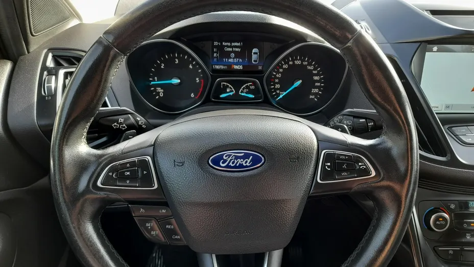 FORD Kuga -