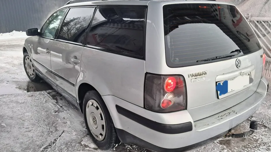 VOLKSWAGEN Passat -