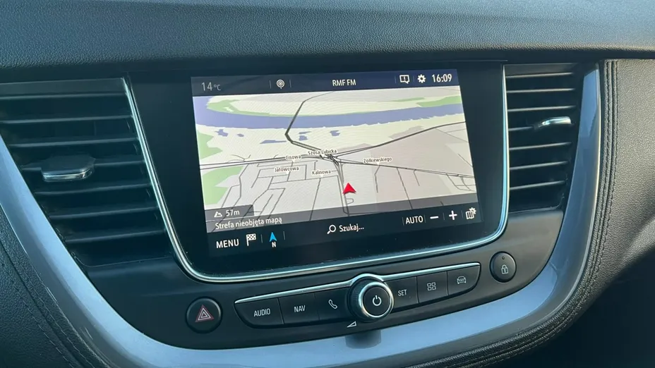 OPEL Grandland X -