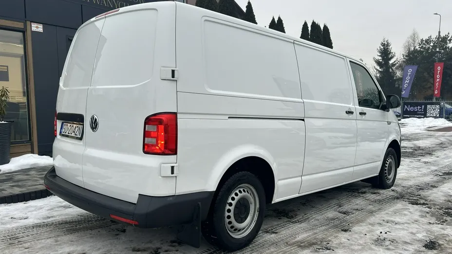 VOLKSWAGEN Transporter -