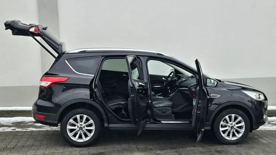 FORD Kuga -