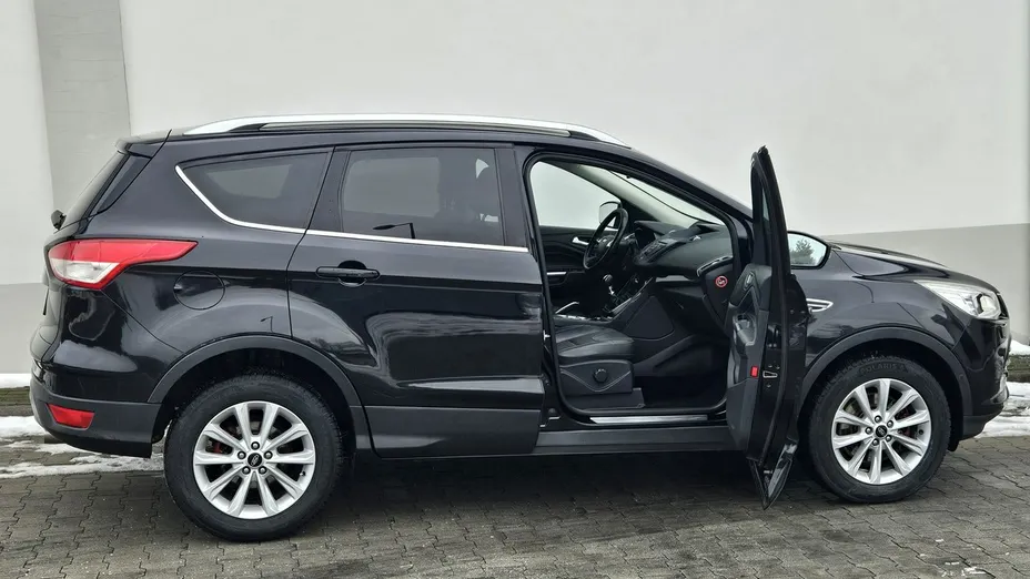FORD Kuga -