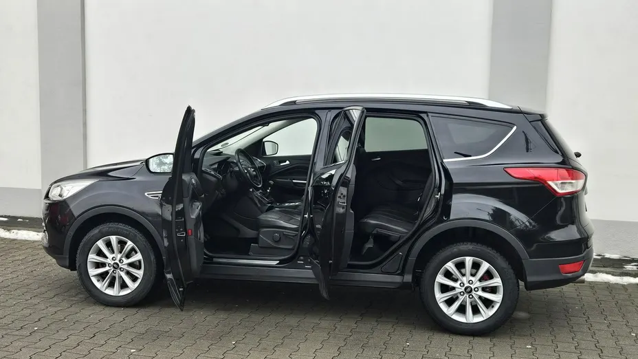 FORD Kuga -