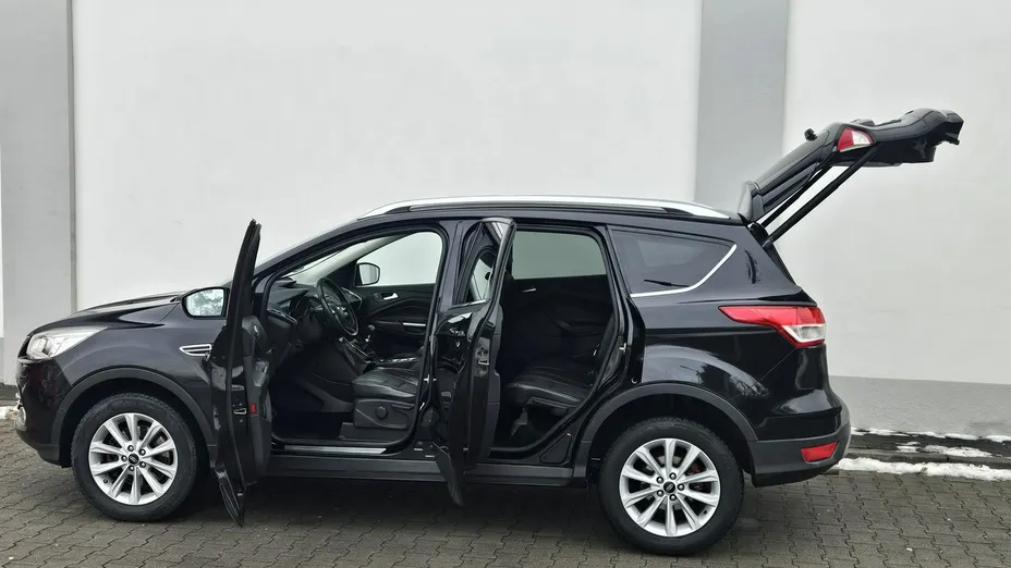 FORD Kuga -