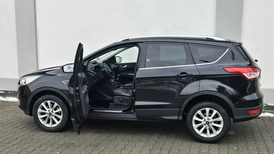 FORD Kuga -
