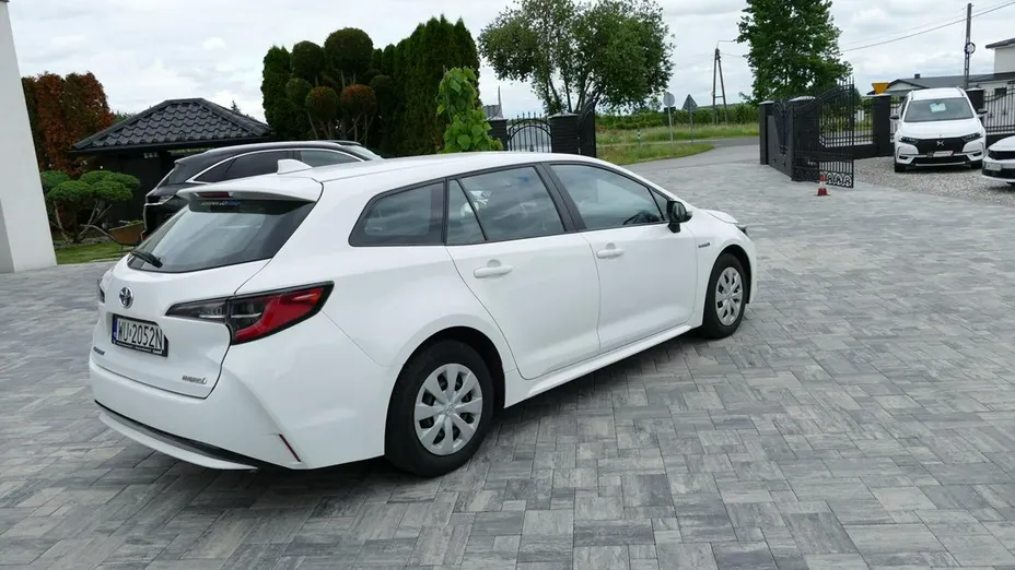 TOYOTA Corolla -