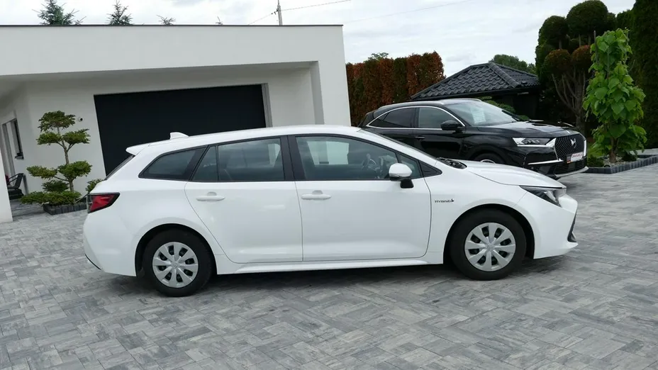 TOYOTA Corolla -