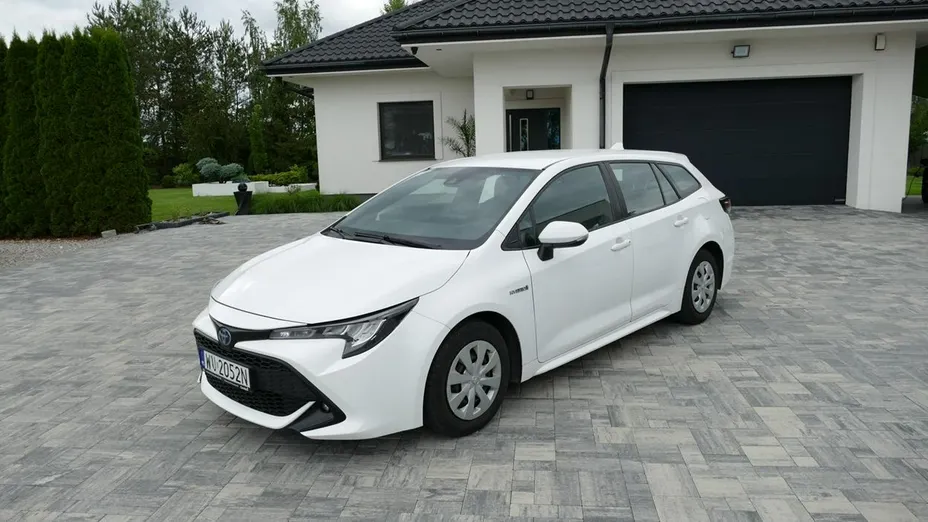 TOYOTA Corolla -