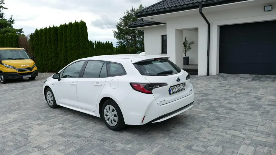 TOYOTA Corolla -