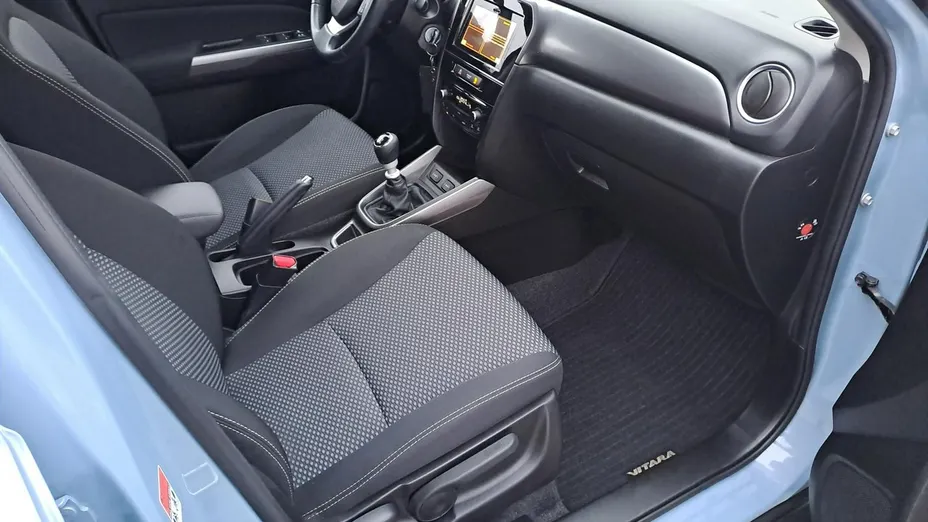 SUZUKI Vitara -