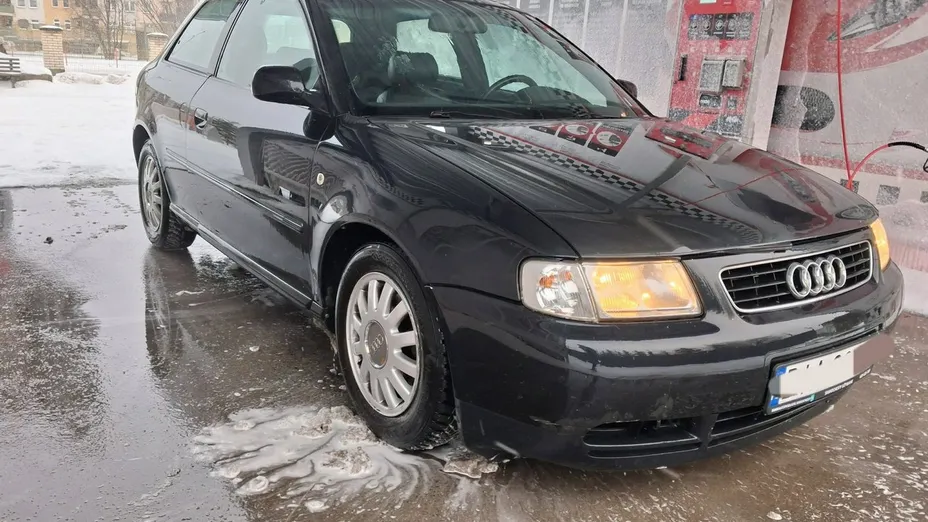AUDI A3 -