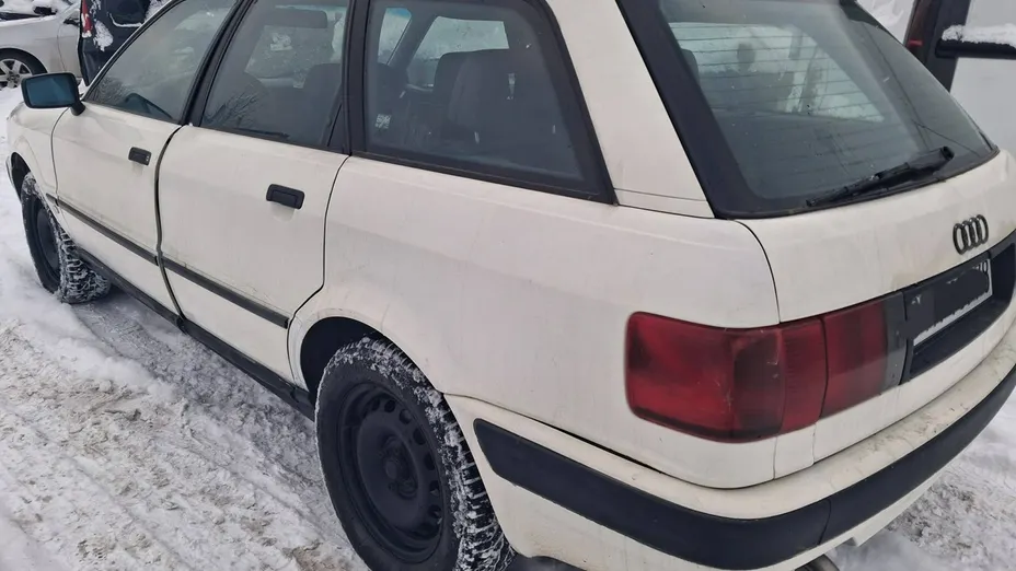 AUDI 80 Avant -