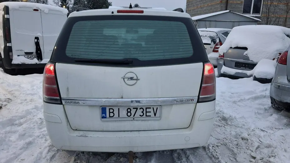 OPEL Zafira -
