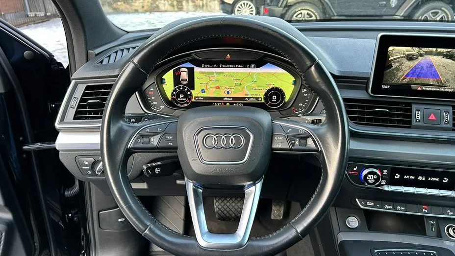 AUDI Q5 -