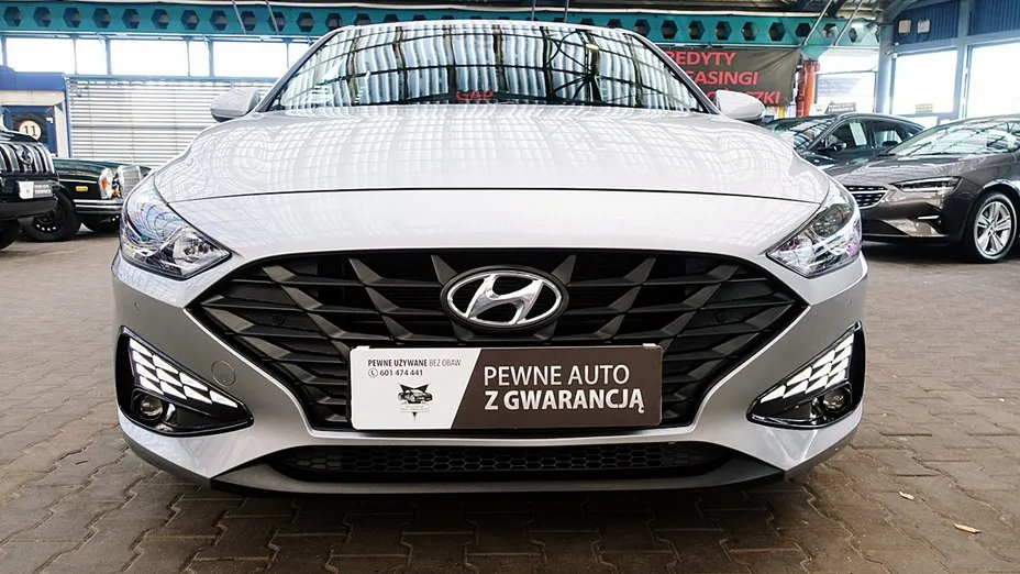 HYUNDAI i30 -