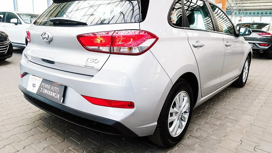 HYUNDAI i30 -