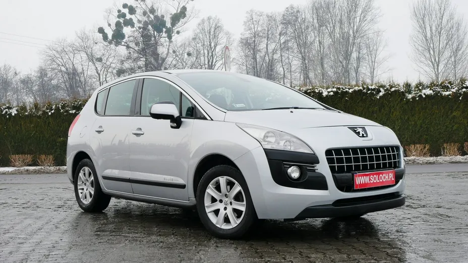 PEUGEOT 3008 -