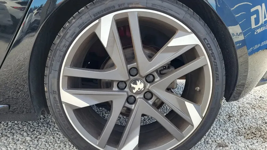 PEUGEOT 308 -