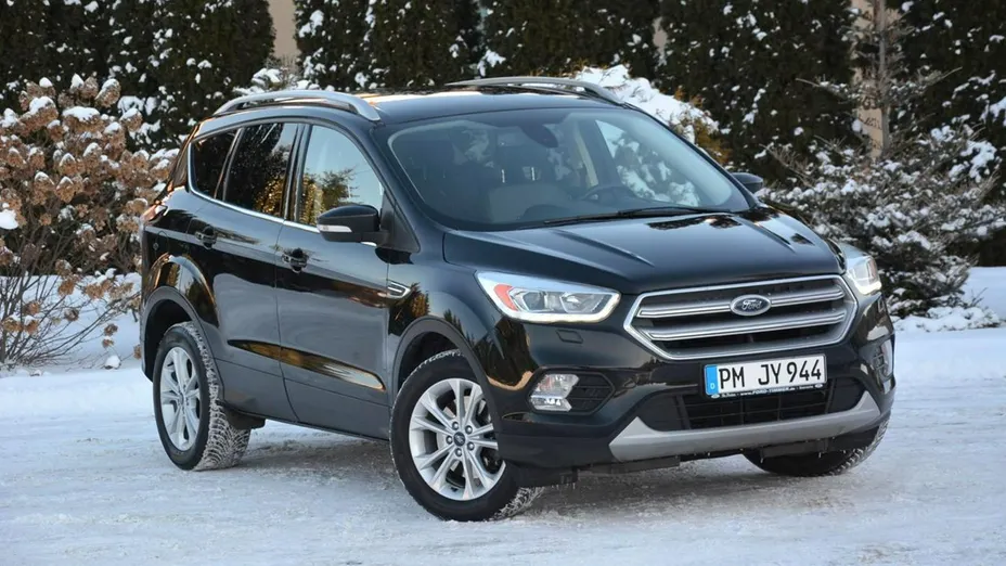 FORD Kuga -