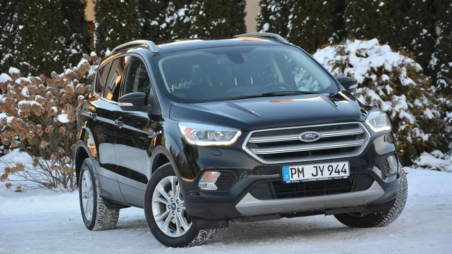 FORD Kuga -