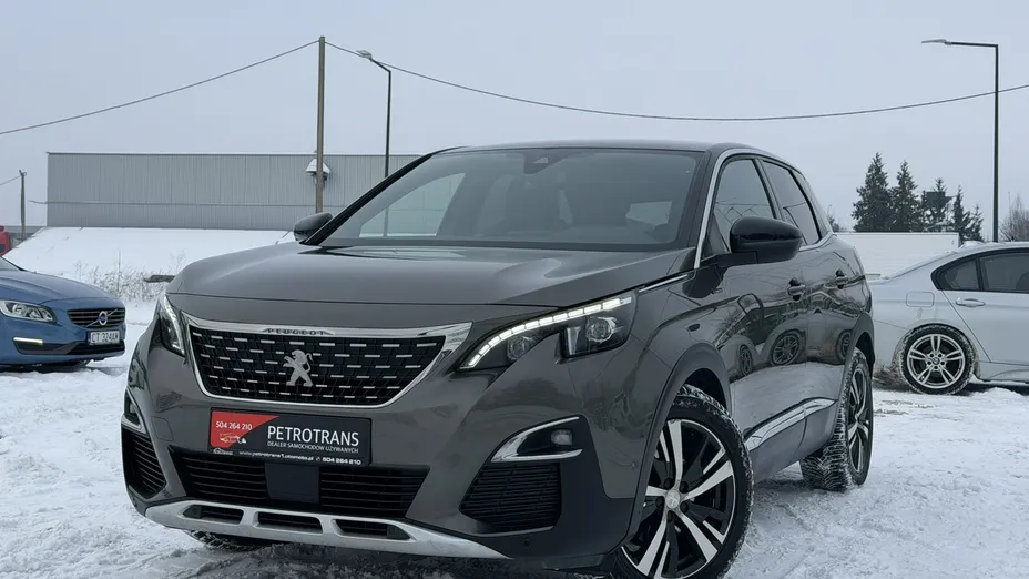 PEUGEOT 3008 -