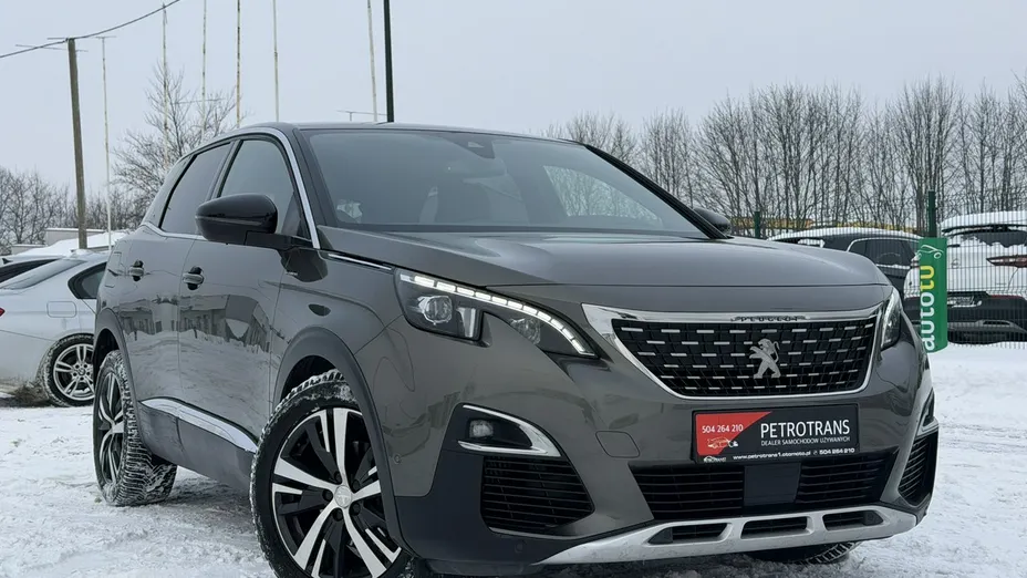 PEUGEOT 3008 -