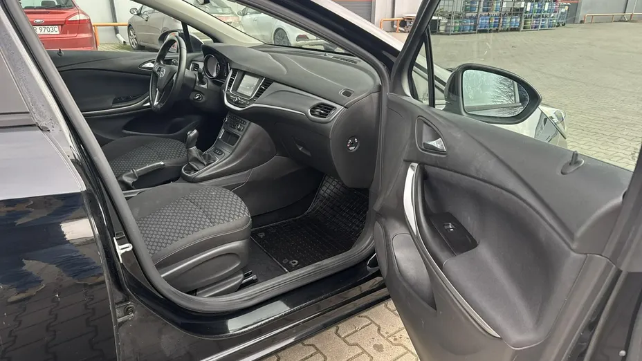 OPEL Astra -