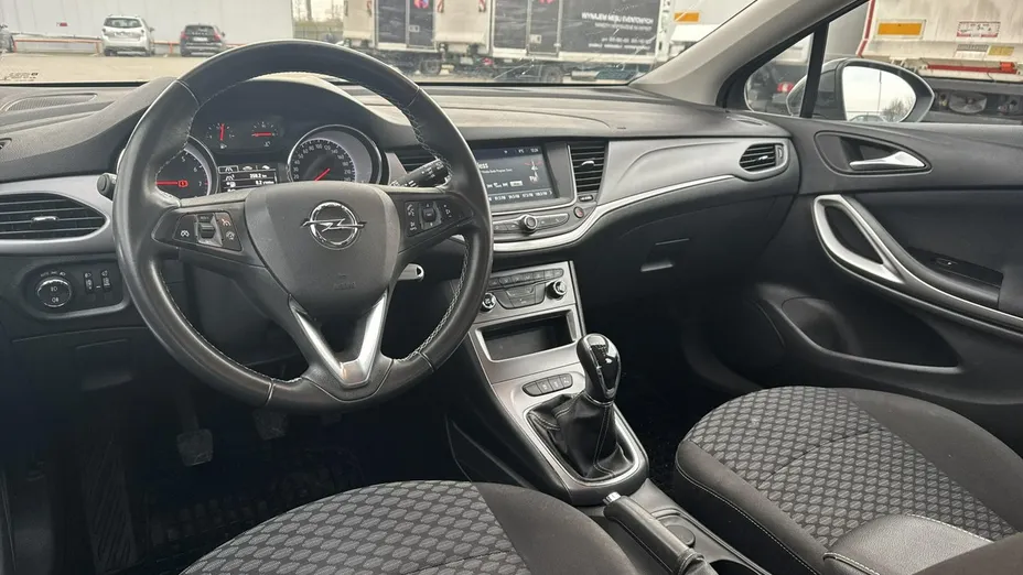 OPEL Astra -