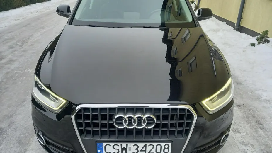 AUDI Q3 -