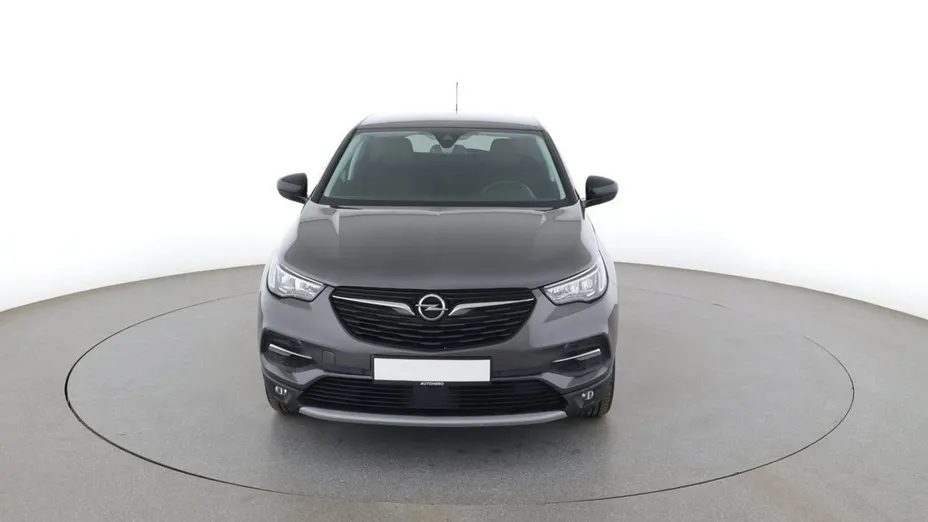 OPEL Grandland X -