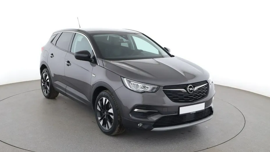 OPEL Grandland X -