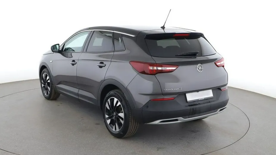 OPEL Grandland X -