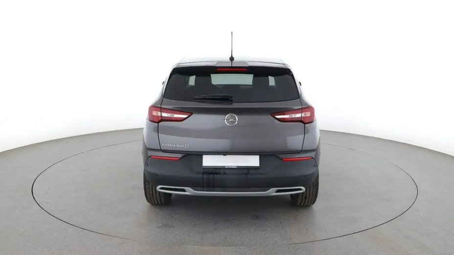 OPEL Grandland X -