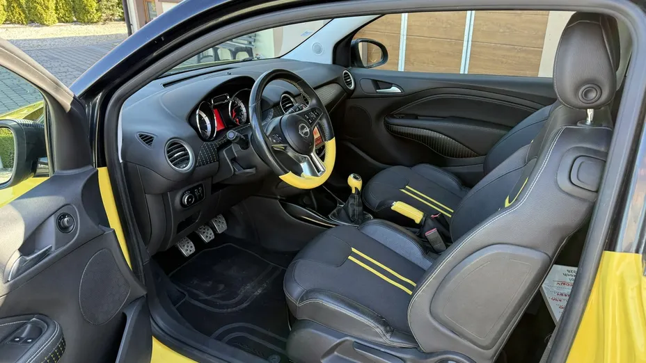 OPEL Adam -