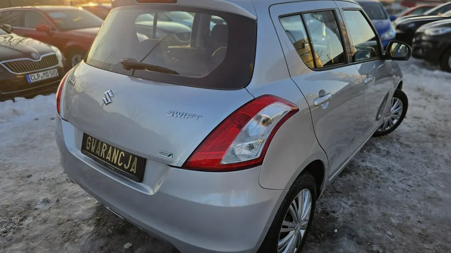 SUZUKI Swift -