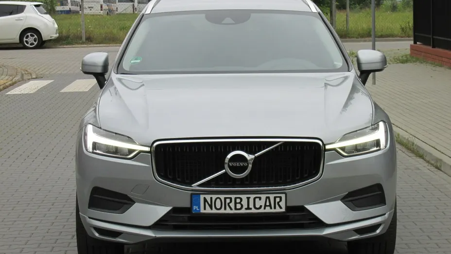 VOLVO XC60 -