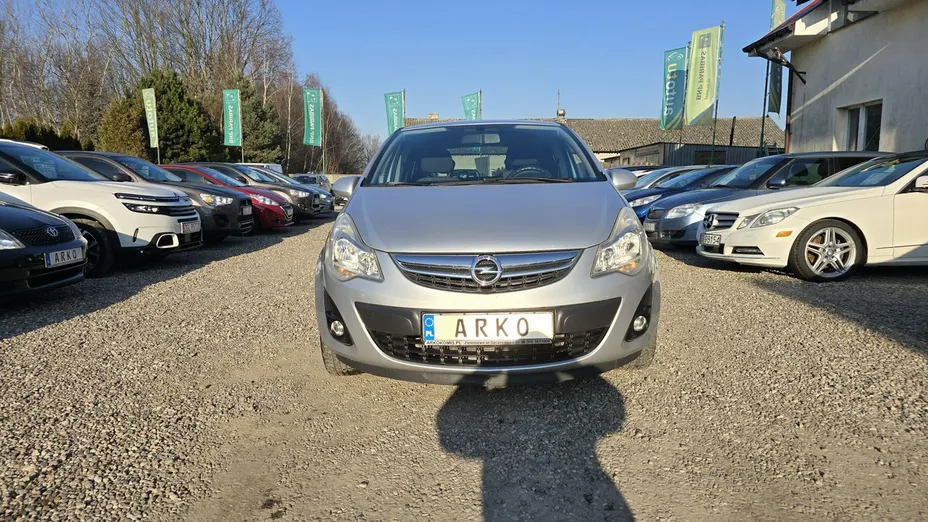 OPEL Corsa -
