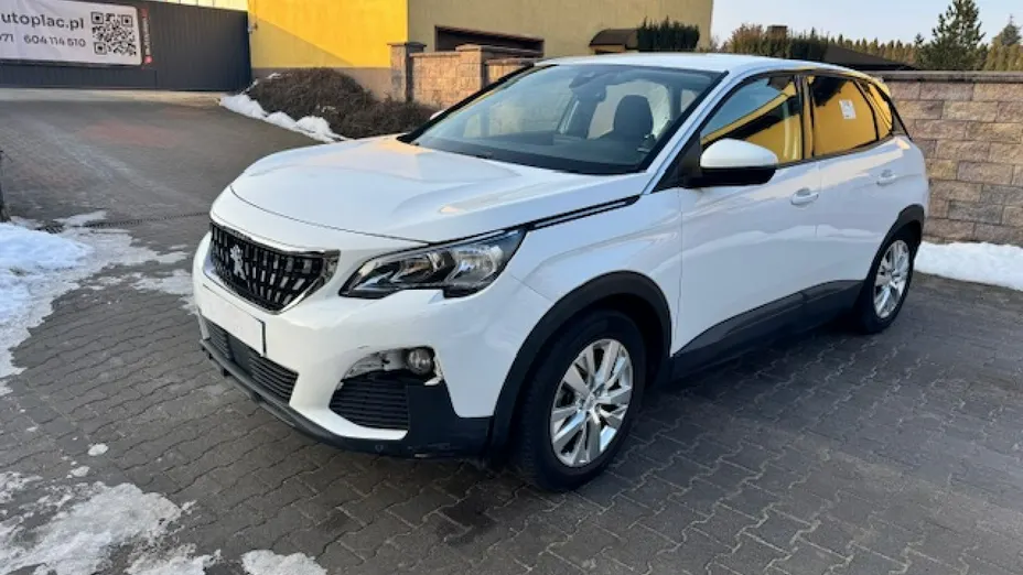PEUGEOT 3008 -