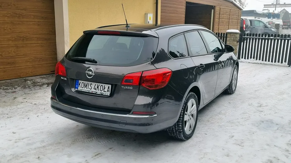OPEL Astra -