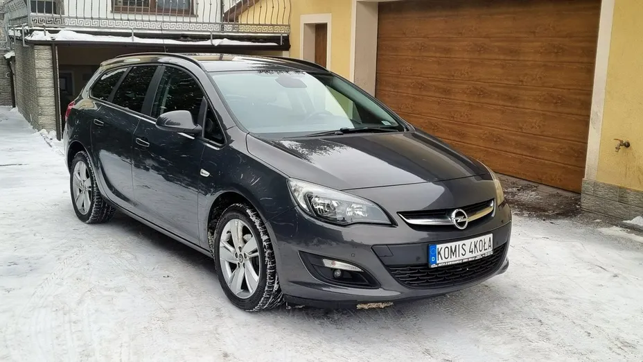 OPEL Astra -