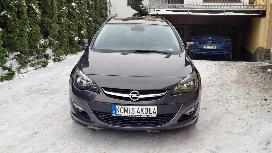 OPEL Astra -