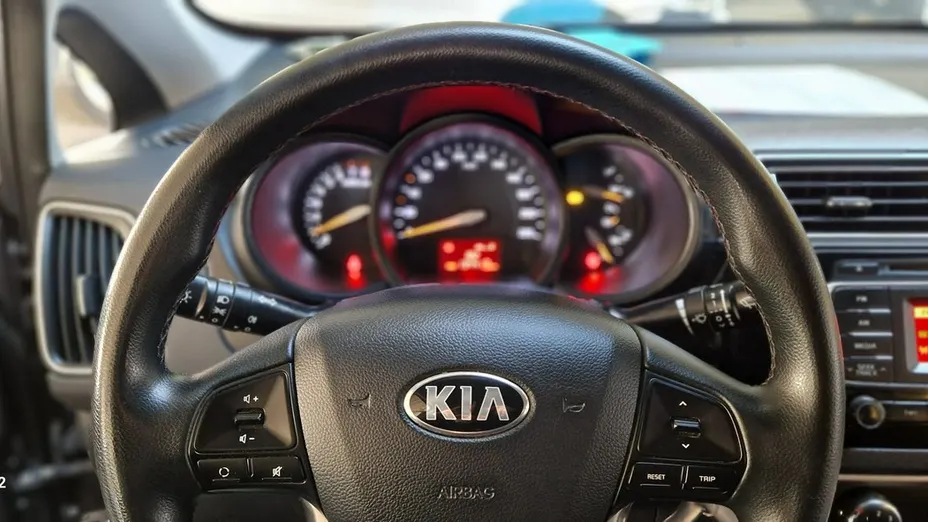 KIA Rio -