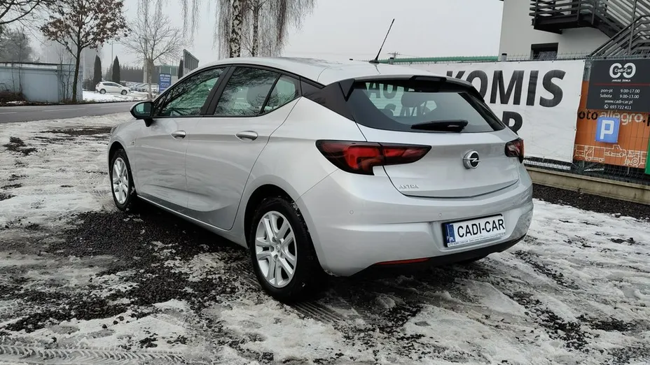 OPEL Astra -